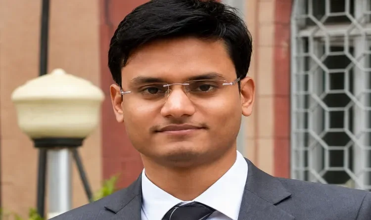 AMU RCA student Mohammad Shahid Raza becomes CAPF Assistant Commandant.
