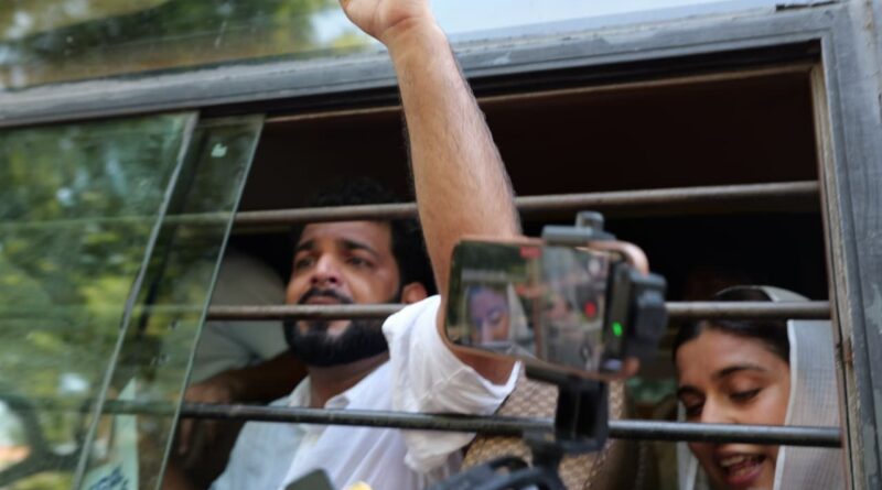 Action against mosques elevates the issue of minorities in India to the international stage.
