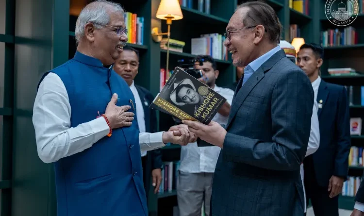 Anwar Ibrahim made waves from BRICS to Kerala, sparking widespread discussion.