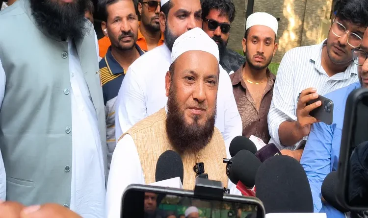 Uproar at AIMPLB press conference; controversy escalates over Jantar Mantar ban.