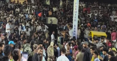 Cricket fever in Pulwama: 40,000 spectators send a message of peace.