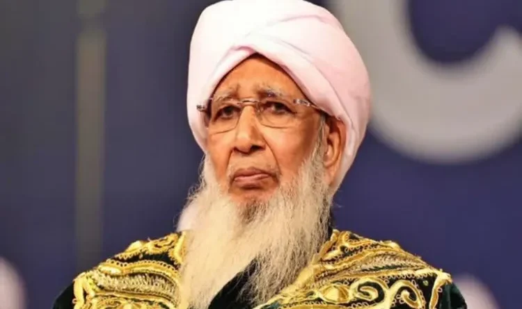 Debate erupts over Grand Mufti Kanthapuram's statement; find out who said what.
