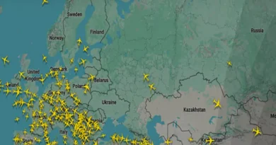 UAE airlines on alert regarding Russian airspace; flights at risk following drone warning.
