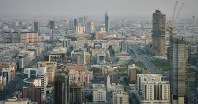 Attacks on airport and oil facilities in Saudi Arabia; several people killed and injured