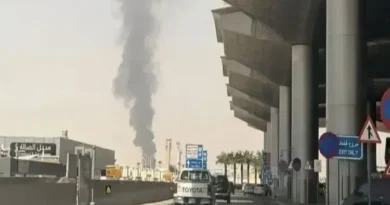 Missile attack on Riyadh airport; 12 dead and 309 injured.