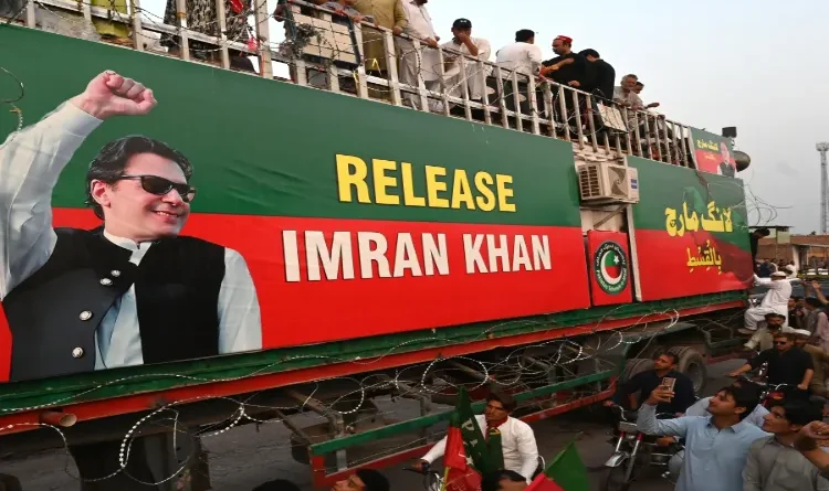 Emergency declared in Pakistan's Khyber Pakhtunkhwa; Imran Khan's party government falls.