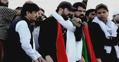 PTI's Islamabad march for Imran Khan's release begins.